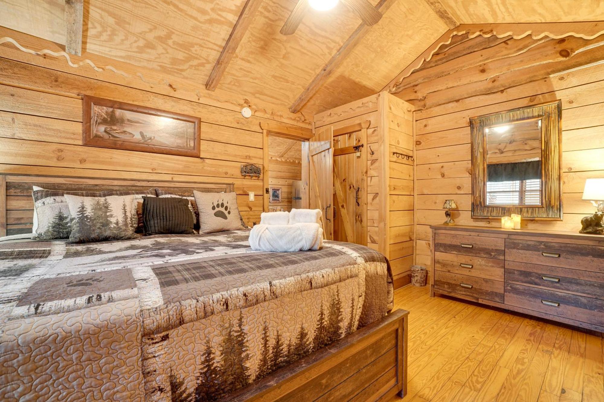 Secluded Family Retreat In Dahlonega With Hot Tub! Villa ภายนอก รูปภาพ